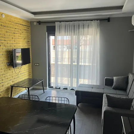 Hotel de apartamente Lara Art D.13 2*